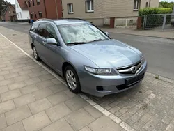 Grau Gebraucht 2006 Honda Accord Kombi | 1.500 € (Fairer Preis)