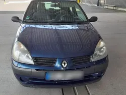 Blau Gebraucht 2004 Renault Clio II Kleinwagen | 1.599 €