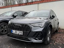 Polsterfarbe: Gebraucht 2024 Audi Q3 S-Line SUV | 44.480 € (Etwas zu teuer)