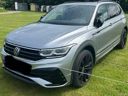 Silber Gebraucht 2024 VW Tiguan Allspace R-line SUV | 47.900 € (Teuer)
