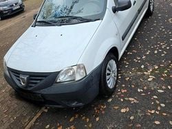 Weiß Gebraucht 2012 Dacia Logan Limousine | 2.500 € (Superpreis)