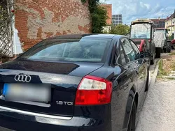 Blau Gebraucht 2002 Audi A4 Limousine | 1.600 € (Superpreis)