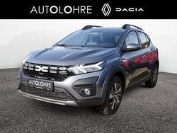 Zeder grün Neu 2025 Dacia Sandero Expression Kleinwagen | 19.470 €