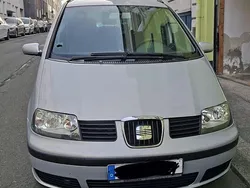 Silber Gebraucht 2003 Seat Alhambra Van / Kleinbus | 2.300 € (Fairer Preis)
