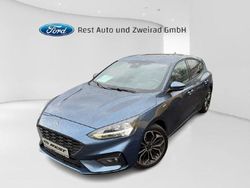 Chromablau metallic Gebraucht 2020 Ford Focus ST-Line Limousine | 19.550 € (Etwas zu teuer)