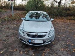 Silber Gebraucht 2007 Opel Corsa Catch Me Limousine | 4.200 € (Guter Preis)