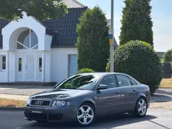 Grau Gebraucht 2001 Audi A4 Limousine | 6.490 €
