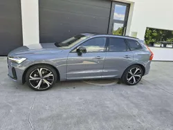 Grau Gebraucht 2024 Volvo XC60 Plus SUV | 46.900 € (Fairer Preis)