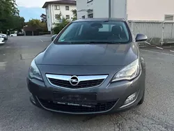 Karbongrau Gebraucht 2010 Opel Astra Sport Kleinwagen | 2.150 € (Guter Preis)