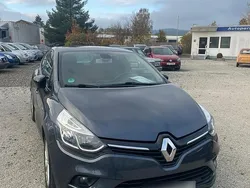 Grau Gebraucht 2017 Renault Clio IV LIMITED Kleinwagen | 9.500 € (Etwas zu teuer)