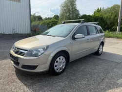 Pannacotta m2 Gebraucht 2005 Opel Astra Elegance Kombi | 2.399 € (Fairer Preis)