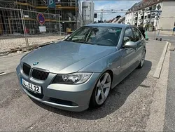 Silber Gebraucht 2006 BMW 325 Sport Line Limousine | 5.500 €