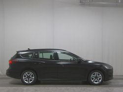 Schwarz Gebraucht 2022 Ford Focus Cool & Connect Kombi | 12.180 € (Superpreis)