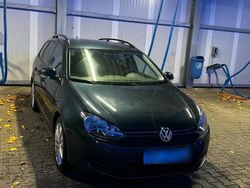 Blau Gebraucht 2010 VW Golf Kombi | 2.700 € (Guter Preis)