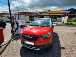 Rot Gebraucht 2017 Opel Crossland X Innovation SUV | 11.299 € (Fairer Preis)