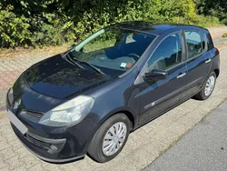 Schwarz Gebraucht 2006 Renault Clio II Limousine | 2.799 € (Fairer Preis)