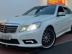Gebraucht 2010 Mercedes E200 AMG Kombi | 7.499 € (Fairer Preis)