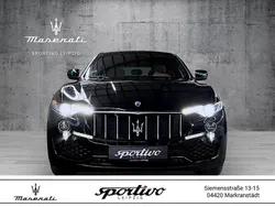 Schwarz Gebraucht 2020 Maserati Levante SUV | 48.111 € (Guter Preis)