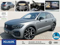 Siliziumgrau metallic matt Gebraucht 2023 VW Touareg Style SUV | 72.450 € (Teuer)