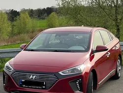 Rot Gebraucht 2018 Hyundai Ioniq Style Limousine | 13.500 € (Fairer Preis)