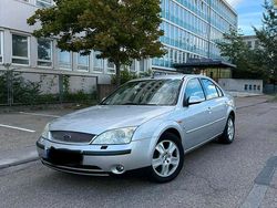 Silber Gebraucht 2003 Ford Mondeo Ghia Limousine | 2.000 € (Guter Preis)