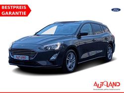 Grau Gebraucht 2022 Ford Focus Kombi | 18.950 € (Fairer Preis)