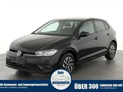 Schwarz Gebraucht 2024 VW Polo Life Limousine | 23.349 € (Etwas zu teuer)