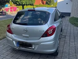 Grau Gebraucht 2012 Opel Corsa Kleinwagen | 2.700 € (Guter Preis)