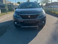 Grau Gebraucht 2017 Peugeot 2008 Allure SUV | 8.400 € (Fairer Preis)
