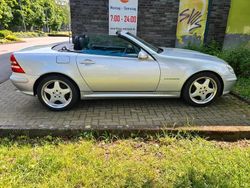 Grau Gebraucht 2000 Mercedes SLK230 Cabrio | 4.350 €