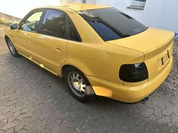 Gelb Gebraucht 1996 Audi A4 Limousine | 1.550 € (Fairer Preis)