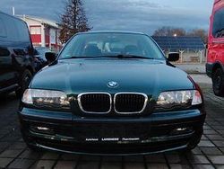 Grün Gebraucht 2000 BMW 320 Sport Line Limousine | 5.500 € (Teuer)