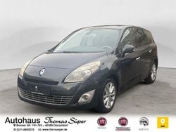 Grau Gebraucht 2011 Renault Grand Scénic III Luxe Van / Kleinbus | 1.999 € (Superpreis)