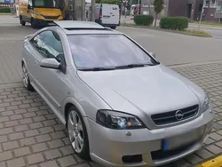 Grau Gebraucht 2001 Opel Astra Coupé | 3.200 €