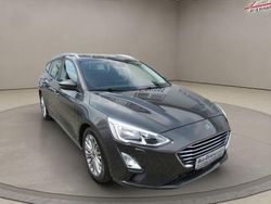 Grau Gebraucht 2019 Ford Focus Titanium Limousine | 11.350 € (Fairer Preis)