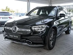 Unilack schwarz Gebraucht 2020 Mercedes GLC200 AMG SUV | 35.377 €
