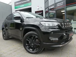 Black clear coat (metallic) Gebraucht 2023 Jeep Compass SUV | 23.800 € (Superpreis)