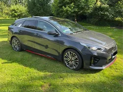 Grau Gebraucht 2021 Kia ProCeed GT 2 Kleinwagen | 24.500 € (Guter Preis)