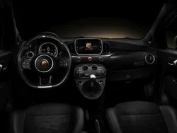 Schwarz Gebraucht 2020 Abarth 595 Kleinwagen | 25.000 €