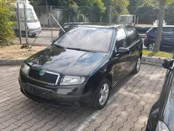 Schwarz Gebraucht 2006 Skoda Fabia Kleinwagen | 500 € (Superpreis)