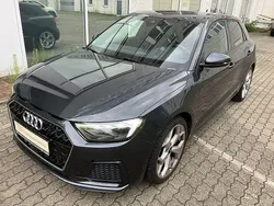 Grau Gebraucht 2021 Audi A1 Sportback Advanced Kleinwagen | 19.999 € (Guter Preis)