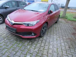 Red mc. Gebraucht 2017 Toyota Auris Hybrid Edition-S Kombi | 14.900 € (Fairer Preis)