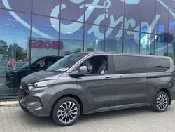 Grau Neu 2025 Ford Tourneo Custom Titanium X Van / Kleinbus | 66.900 €