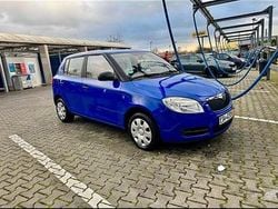 Blau Gebraucht 2009 Skoda Fabia Limousine | 1.800 € (Guter Preis)