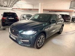 Grün Gebraucht 2017 Jaguar F-Pace R-Sport SUV | 14.900 € (Fairer Preis)