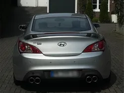 Silber Gebraucht 2012 Hyundai Genesis Coupé | 18.000 € (Teuer)