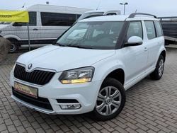 Weiß Gebraucht 2017 Skoda Yeti Active SUV | 8.490 € (Fairer Preis)