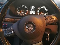 Blau Gebraucht 2015 VW Touran Van / Kleinbus | 10.250 € (Fairer Preis)