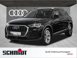 Mythosschwarz metallic Gebraucht 2022 Audi Q3 Ambiente SUV | 28.840 € (Fairer Preis)