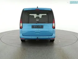 Starlight blue metallic Gebraucht 2024 VW Caddy Maxi Basis Van / Kleinbus | 35.595 € (Superpreis)